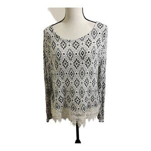H&M lace hem black white sweater diamond pattern crocheted lace trim Large